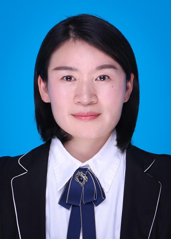 IMG_7737-尹梅1寸 会计.jpg