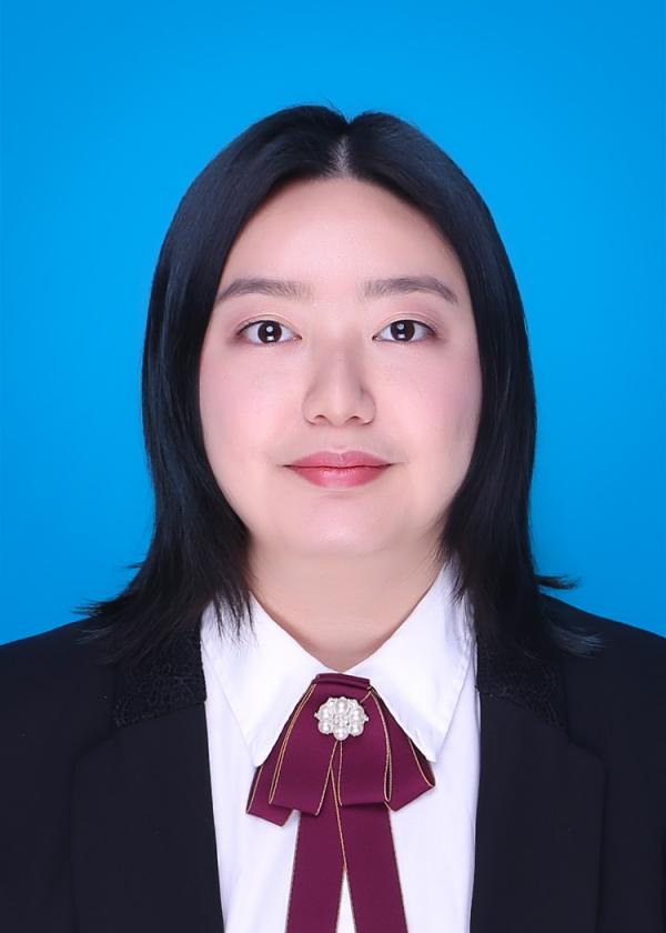 IMG_7433-胡欣怡 精修1寸.jpg