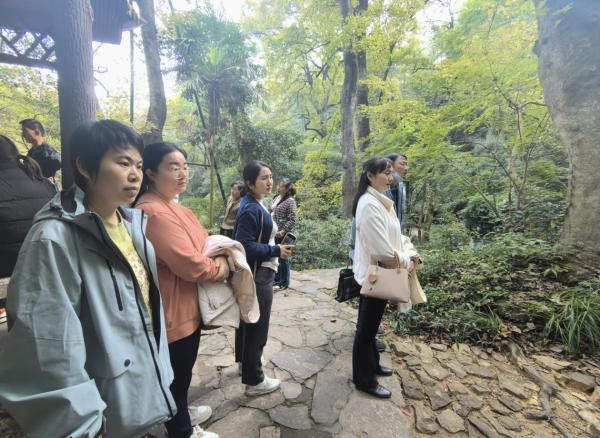 2025年科研管理处工会小组秋游总结